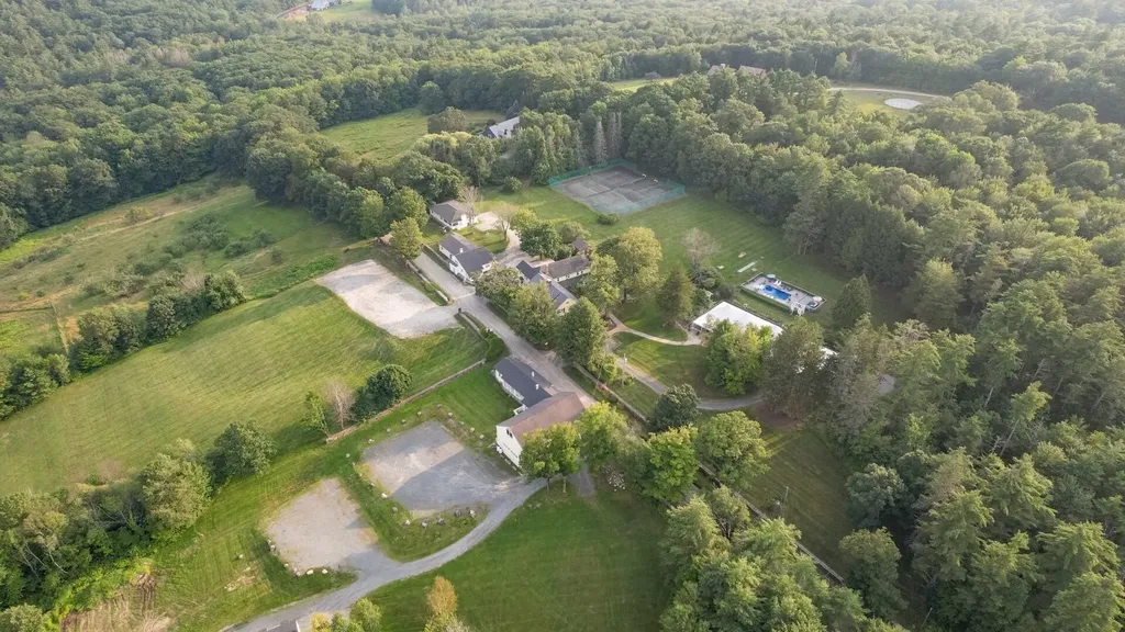 Barns