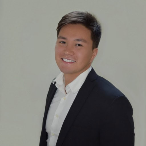 Nic Tom