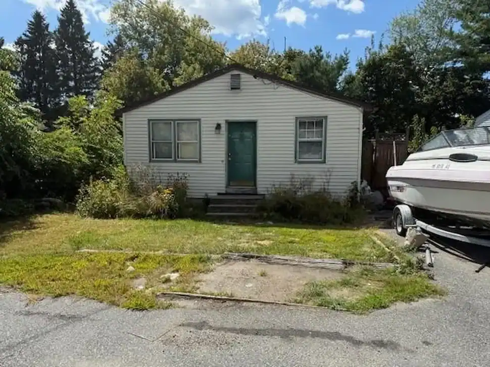 Rhode Island by Price