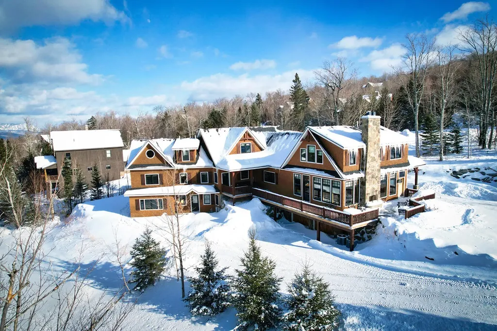 Sugarloaf Houses