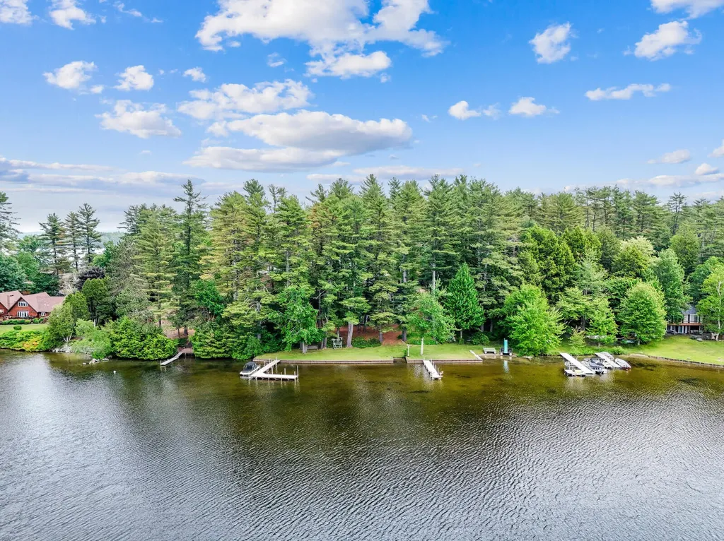 Great Pond Houses