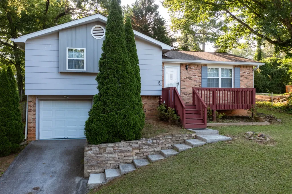 Sandalwood Homes for Sale in Hendersonville TN
