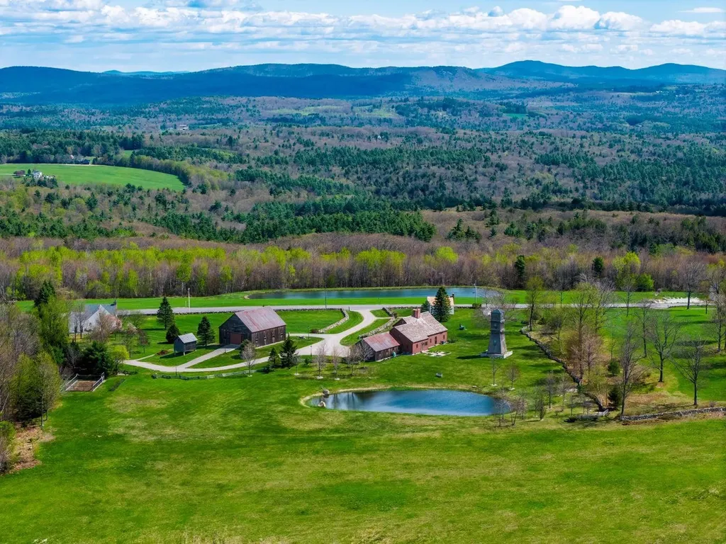 Gilmanton Homes