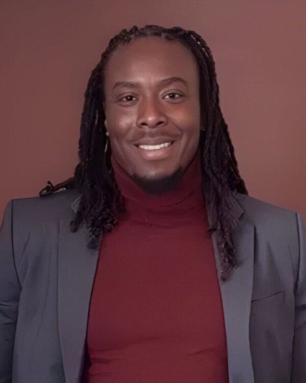 Robert Milton Jr