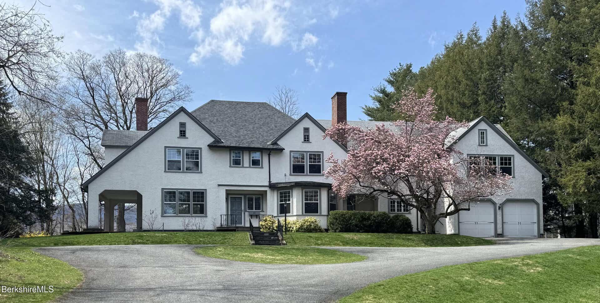 Williamstown 3+ Bedroom Homes
