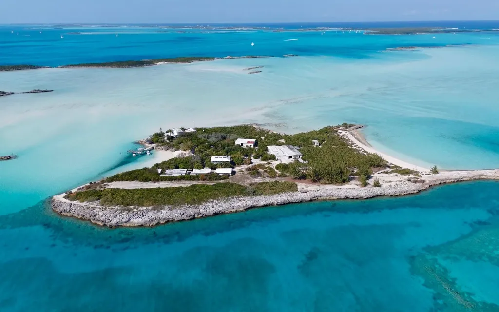 Exuma Beachfront Homes