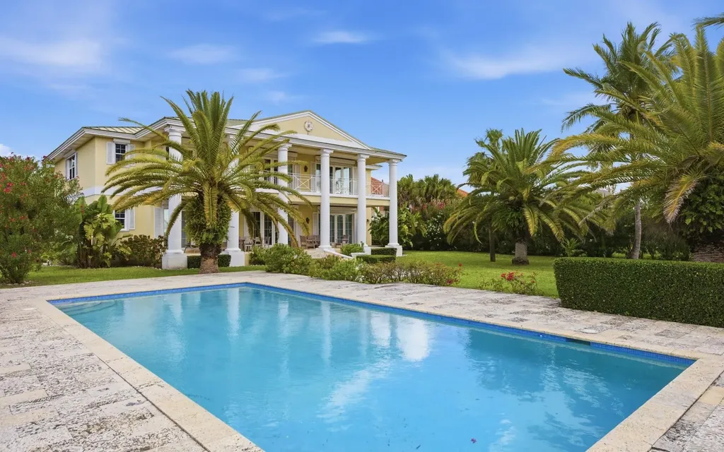 Grand Bahama Beachfront Homes