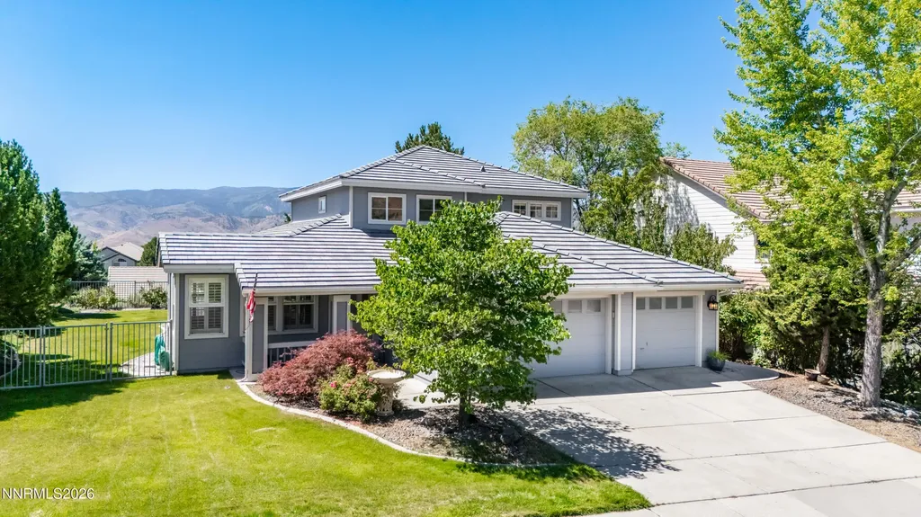 Listings for Justin Rossi