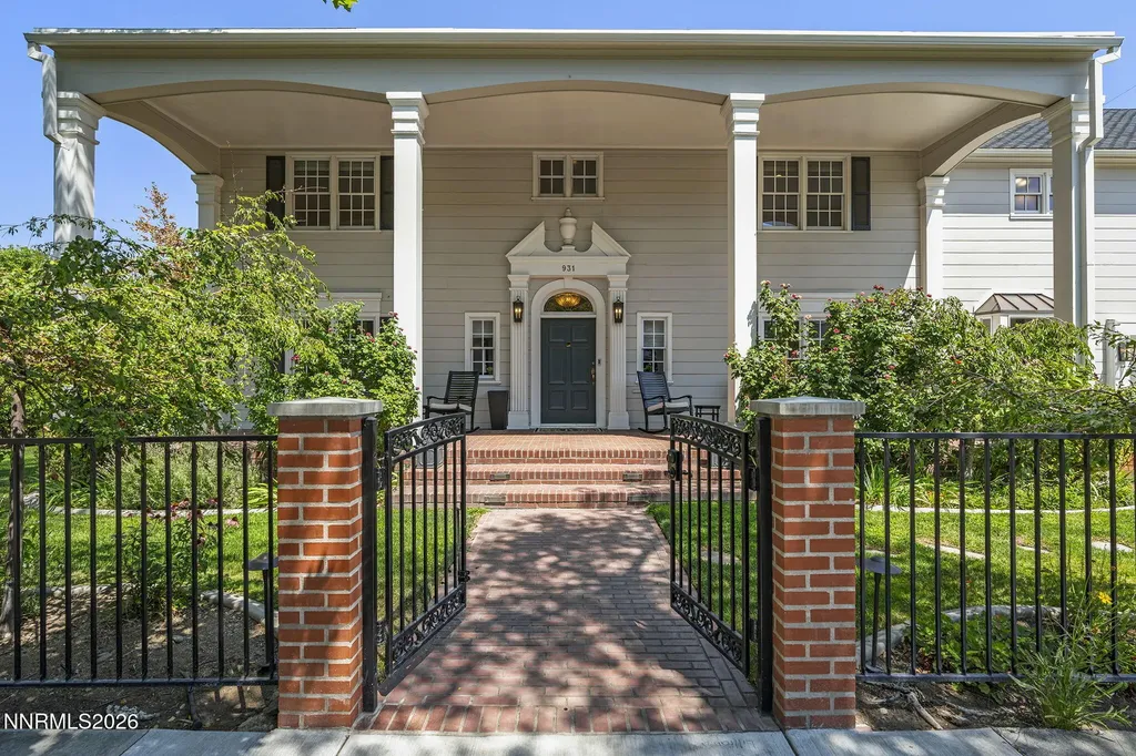 Listings for Melissa Dolan
