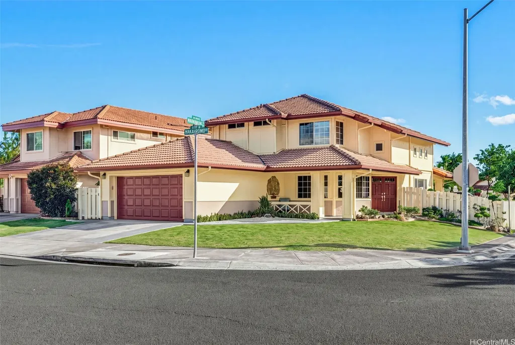 Listings for Jessel Riccardini