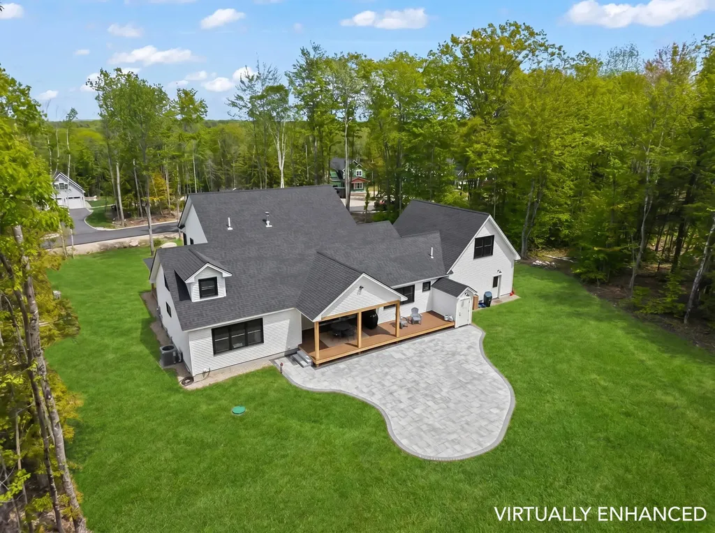 Luxury Homes for Sale in Brunswick ME