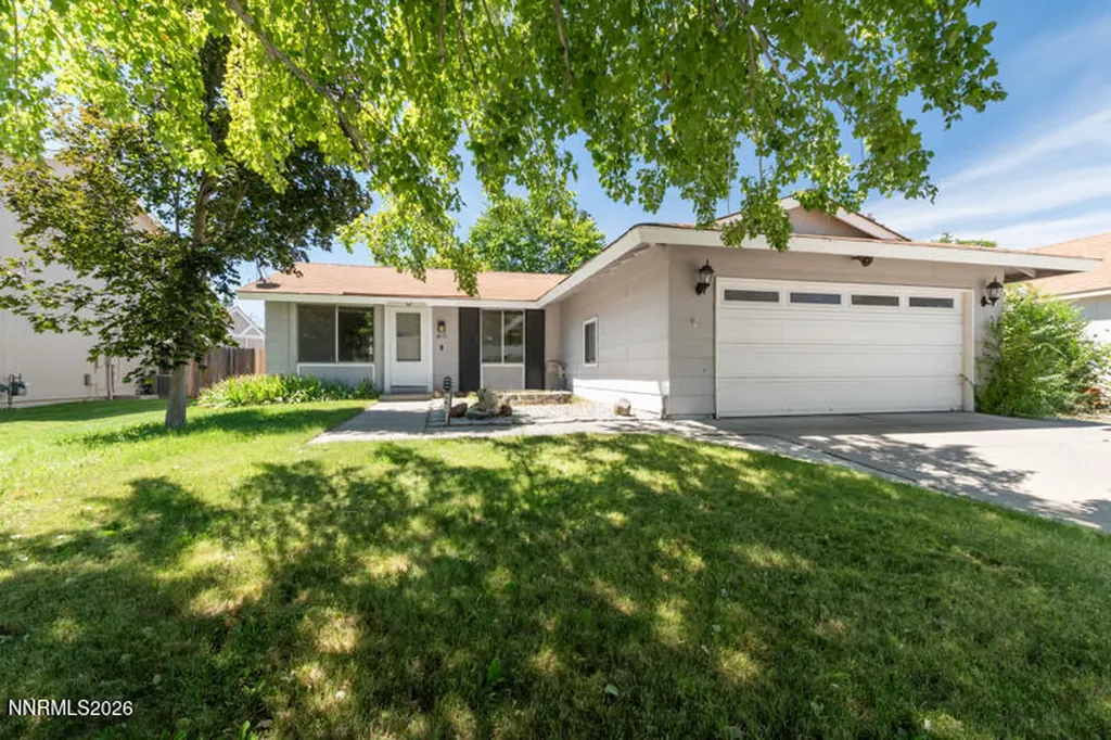 Listings for Susan Rowe