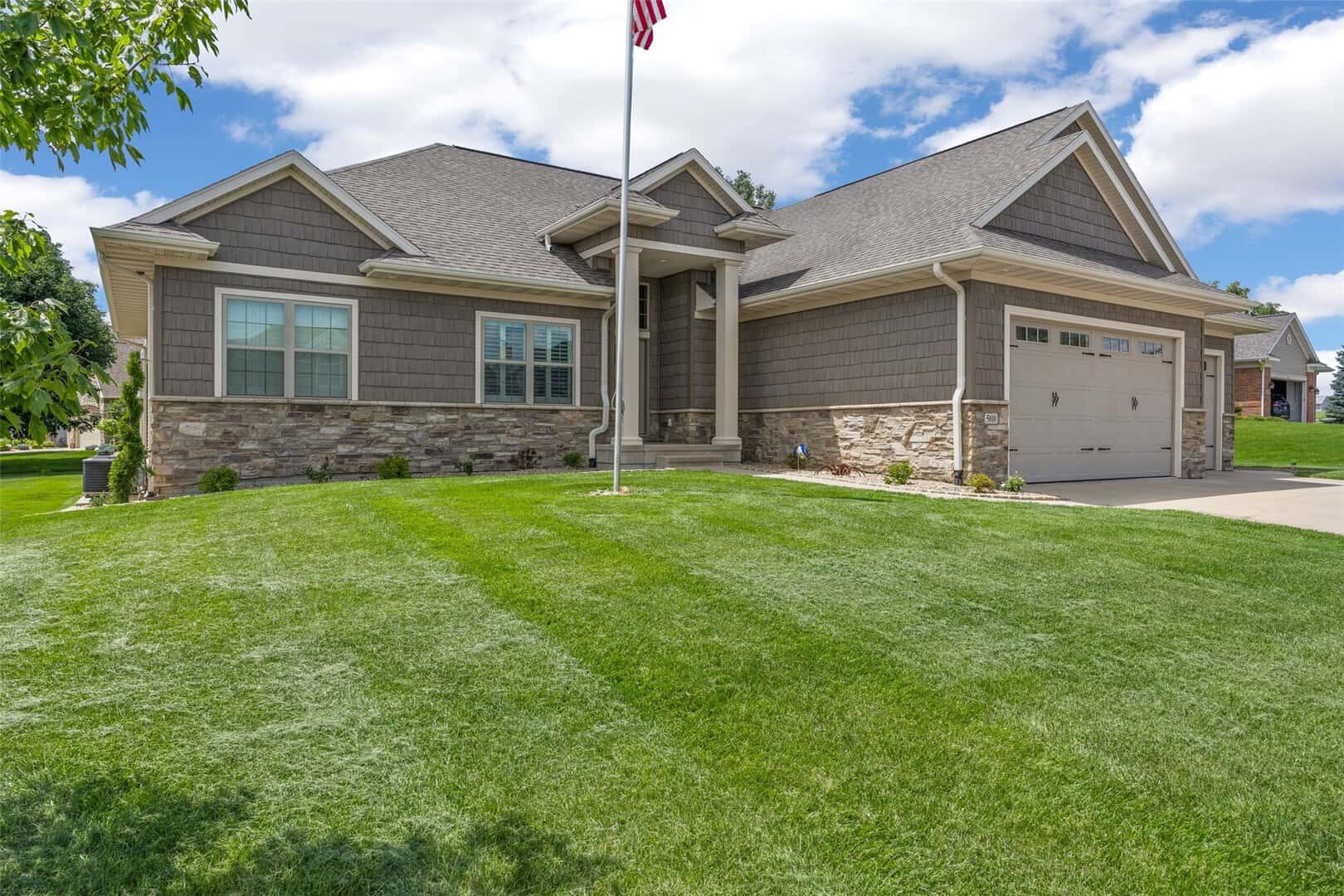 Listings for Laura Merchan