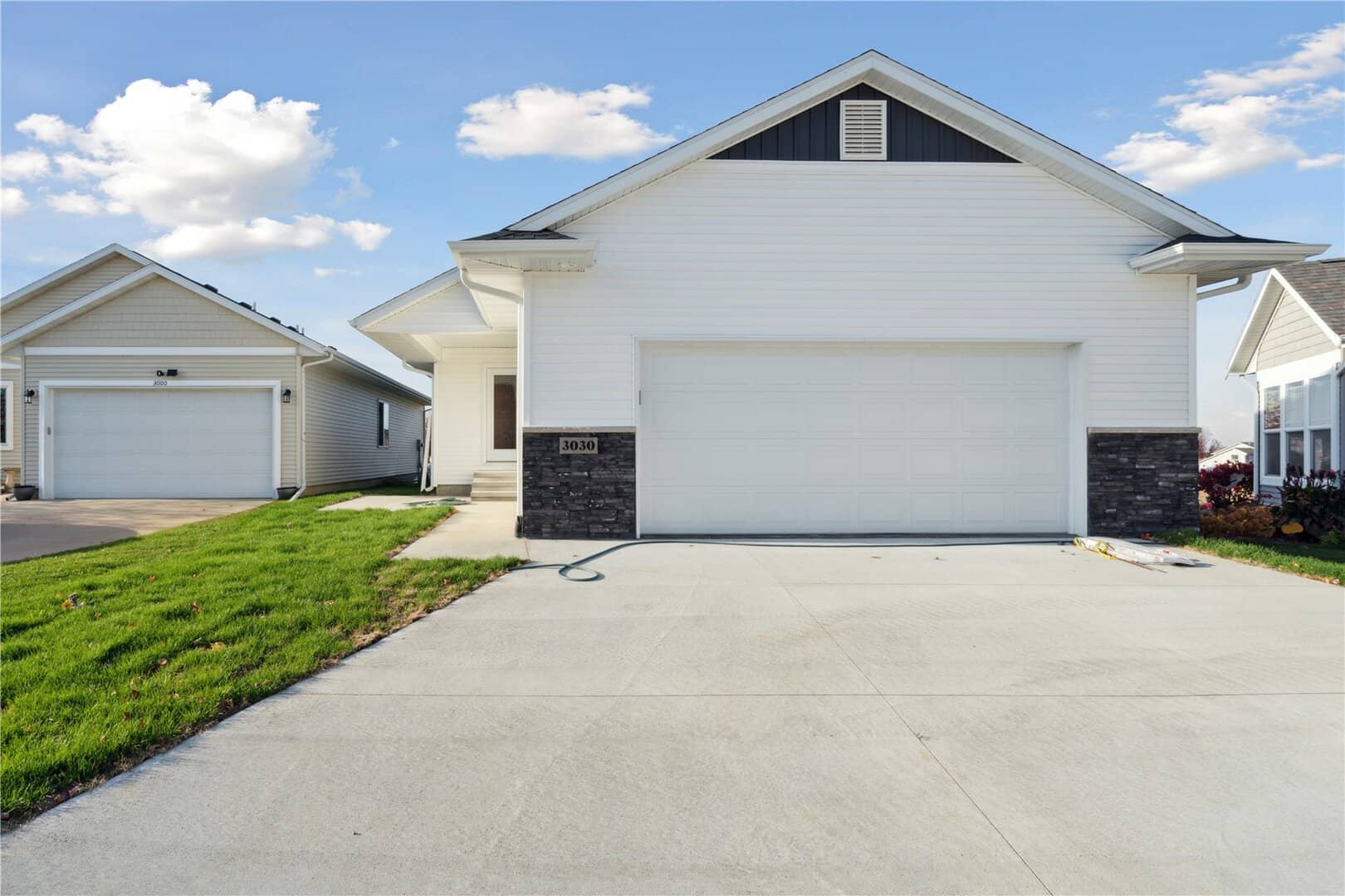 Listings for Roy Nowers