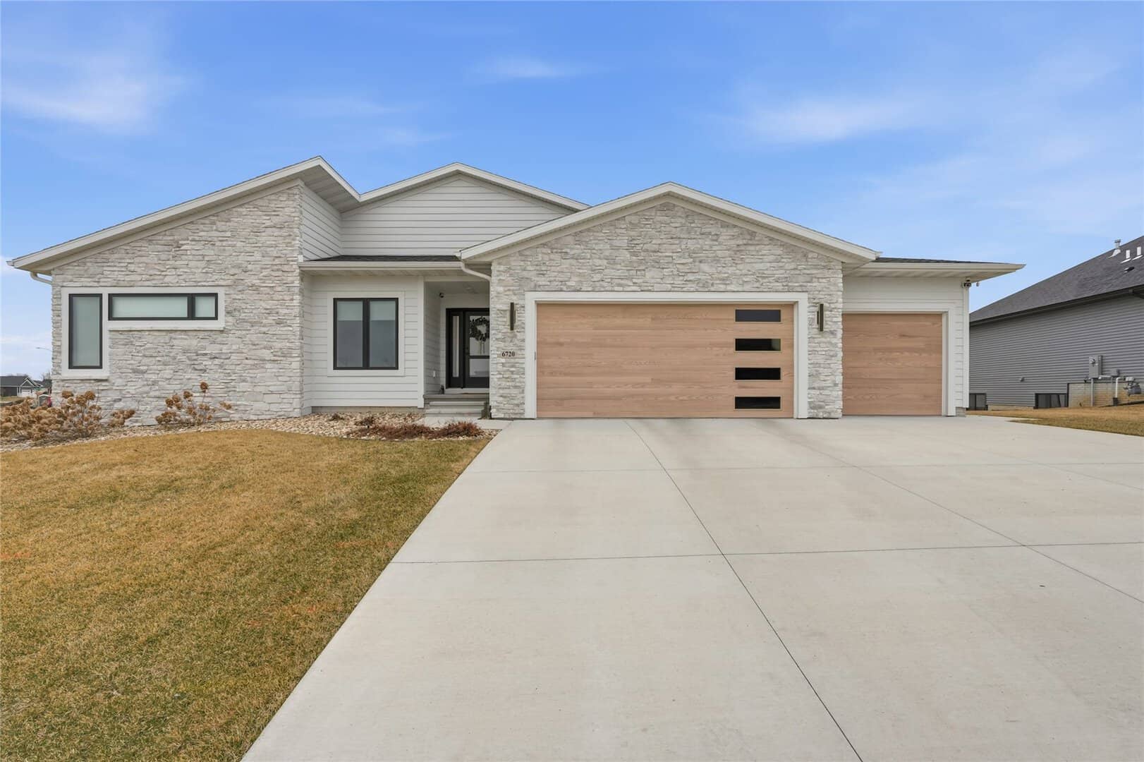 Listings for Steve Seltrecht