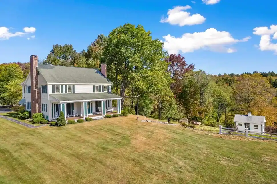 Dover VT By Amenity