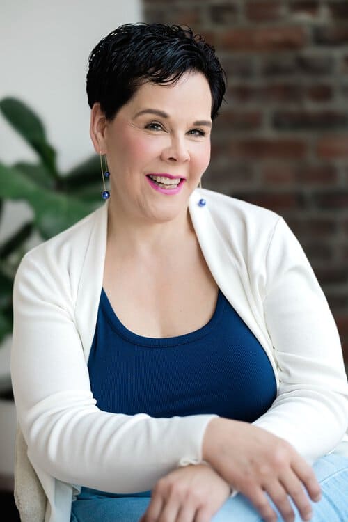 Evelyn Conrad - Evelyn Conrad & Manon DeCarlo Team