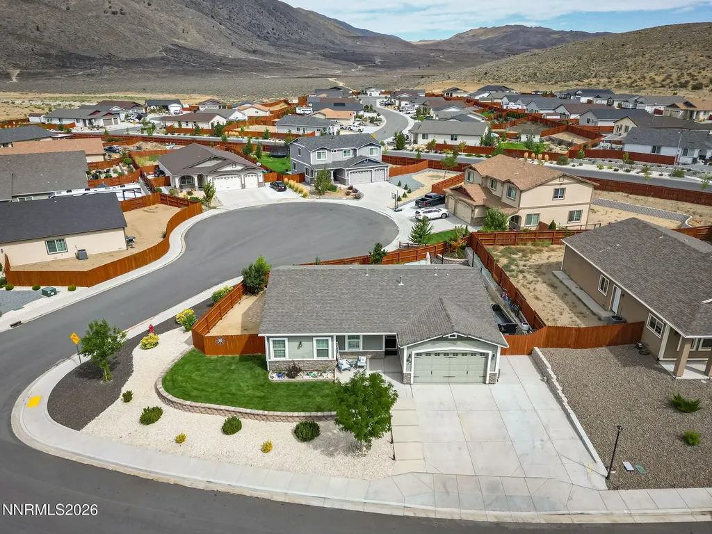 Listings for Kristen Tolley