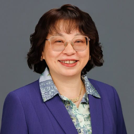 (Regina) Yee  Lien