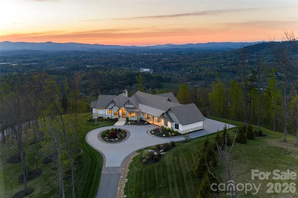 Homes with 4+ Bedrooms for Sale in Weaverville, NC