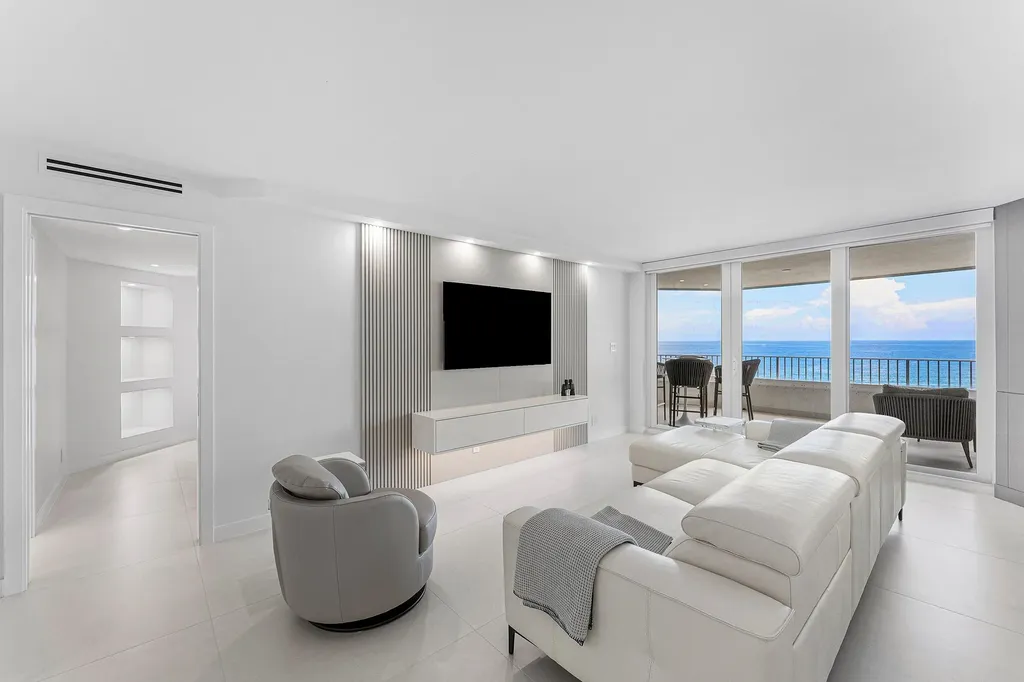 Chalfonte Condos For Sale in Boca Raton
