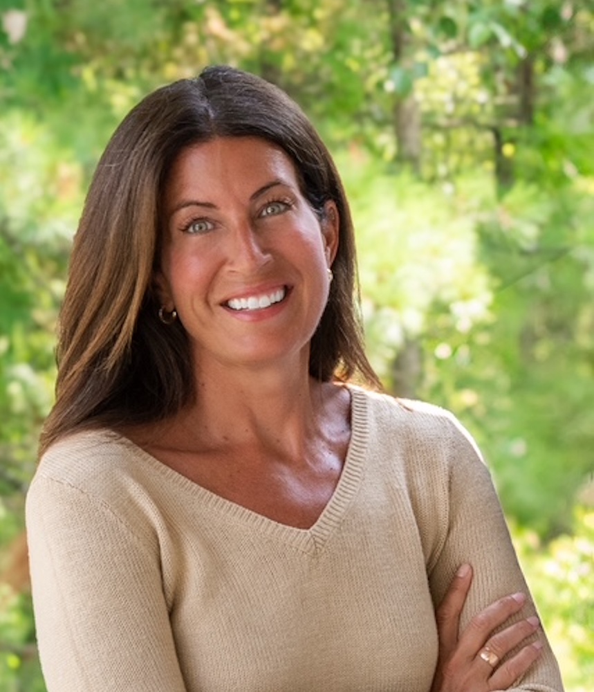 Jill Fregeau