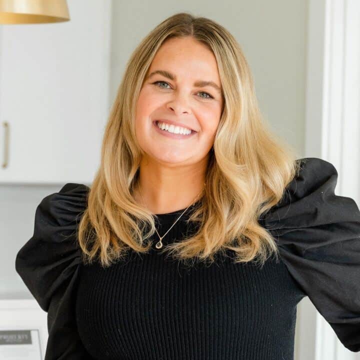 Amanda Deal