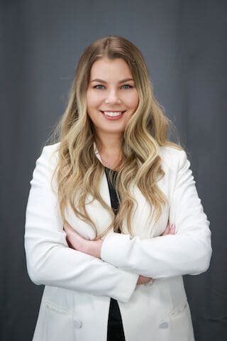 Anna Smith