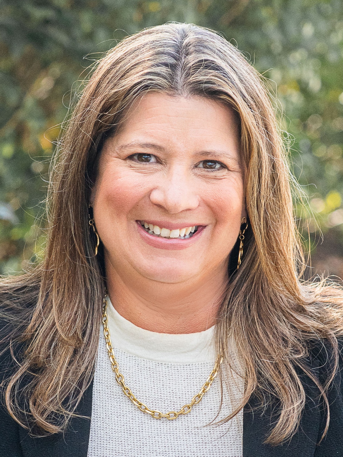 Charee McConchie