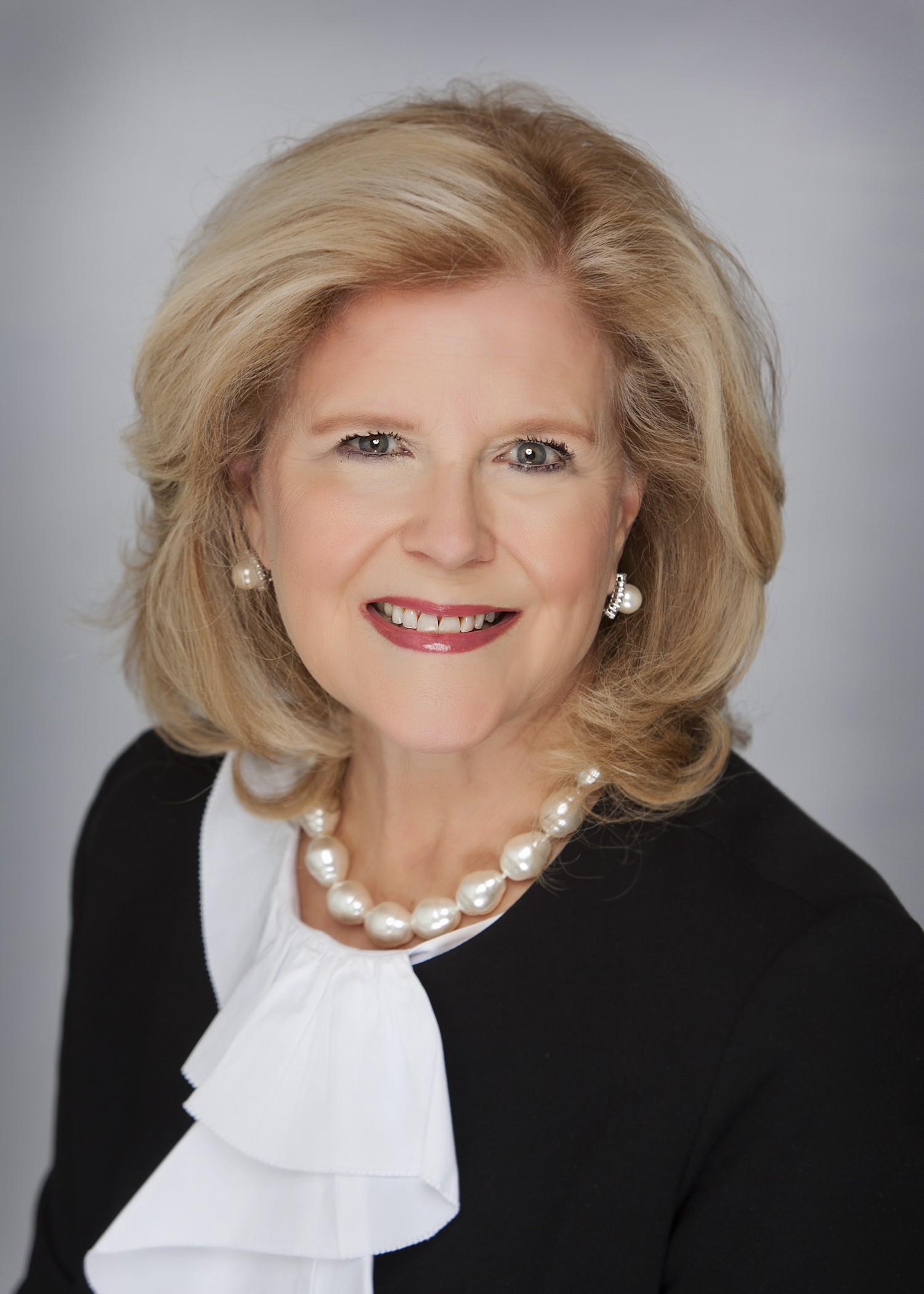 Claudia Nolen