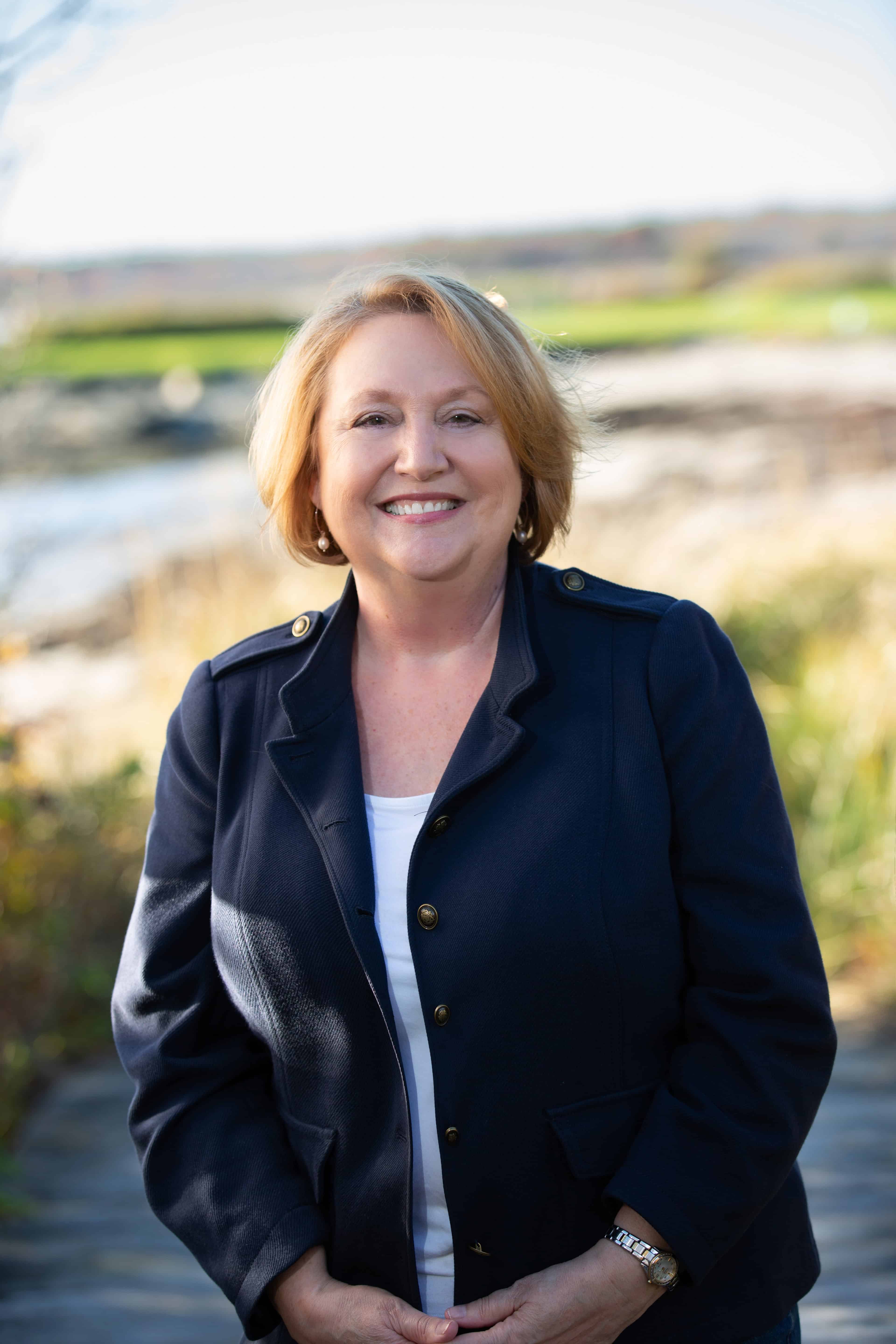 Debra Carr