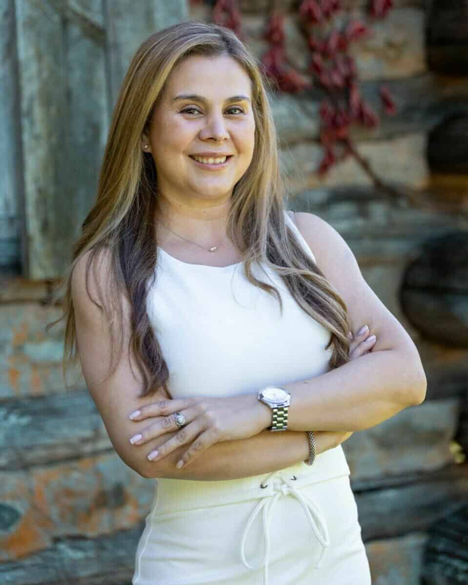 Diana M Heesemann