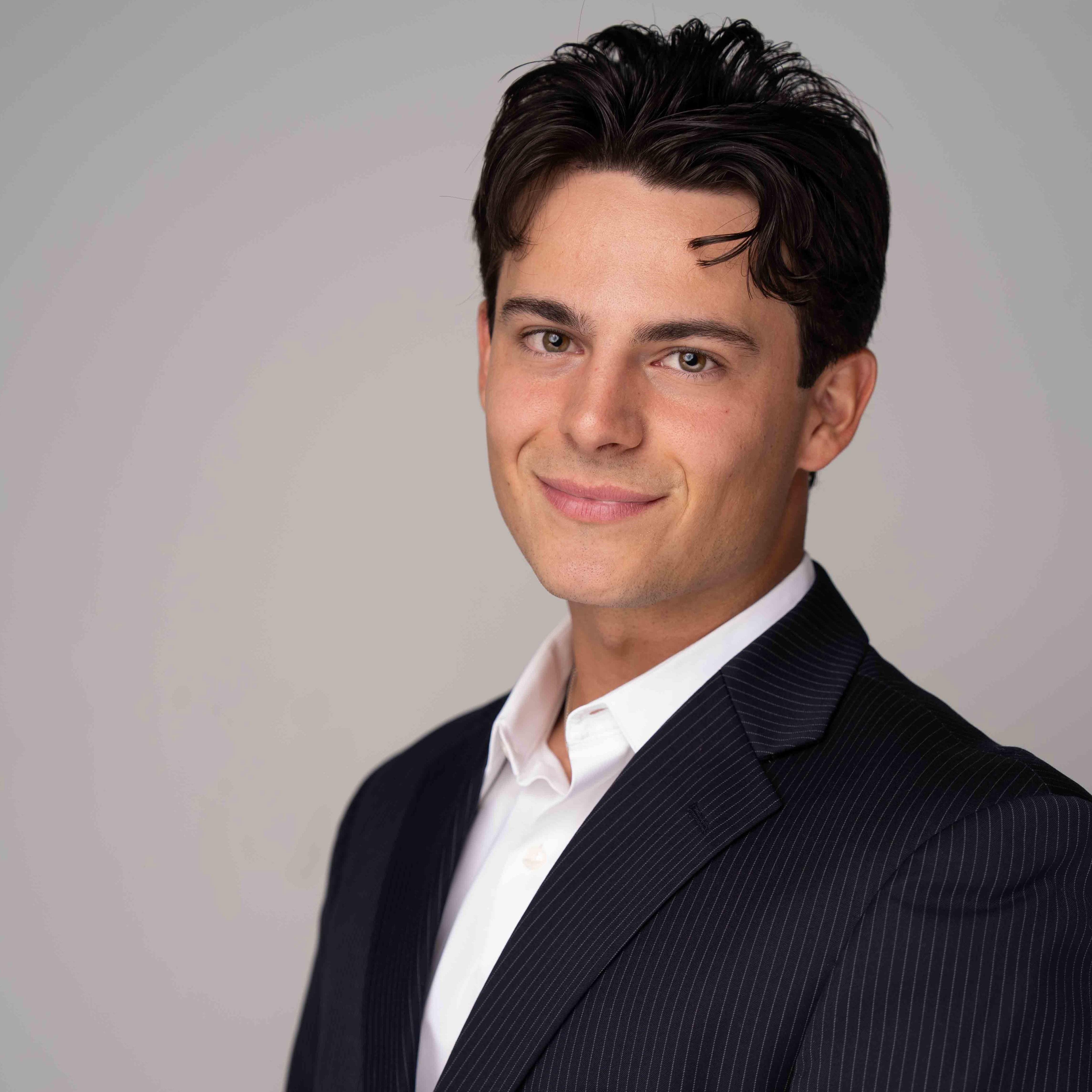Agent Photo