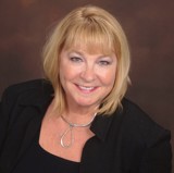 Elaine Carlton