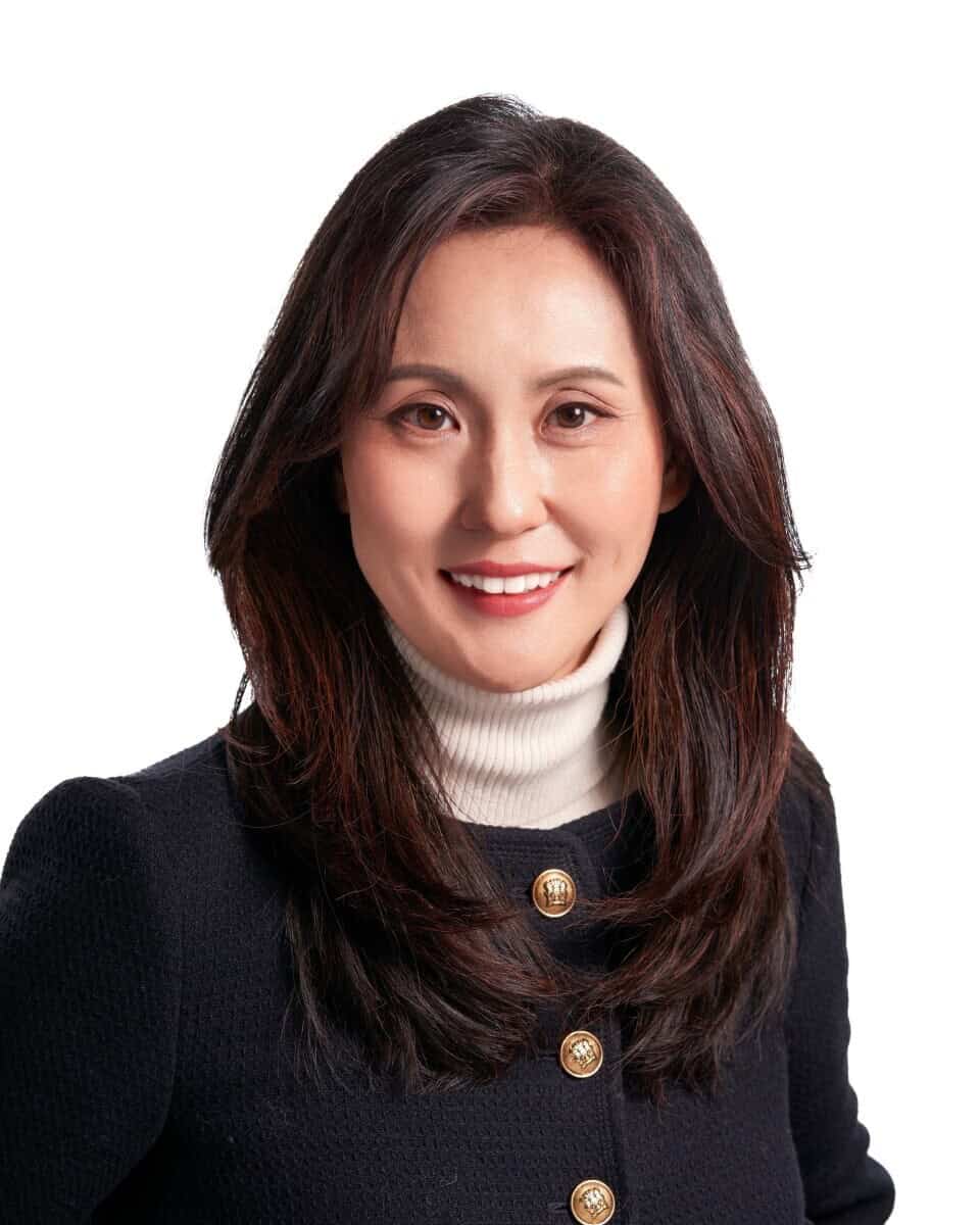 Eun S Cho