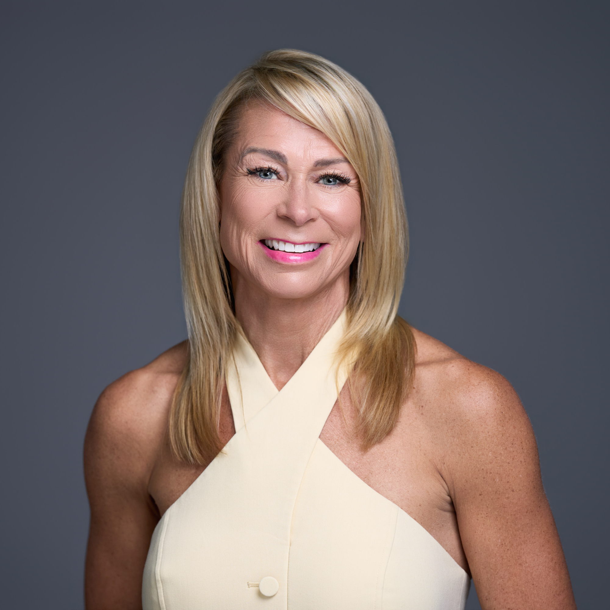 Jacquelyn Mills