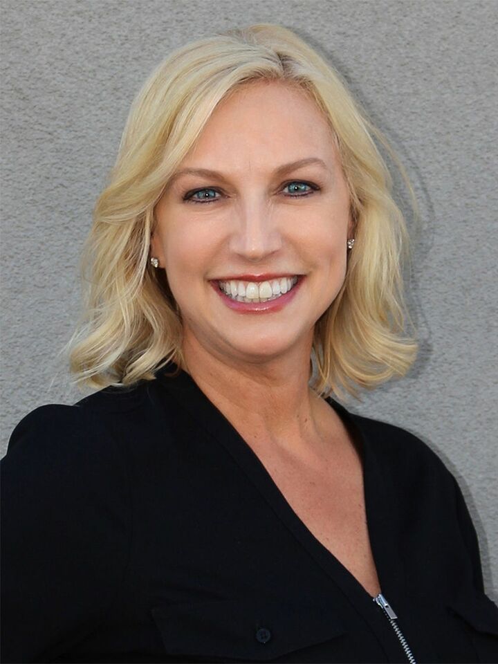 Peggy Steves