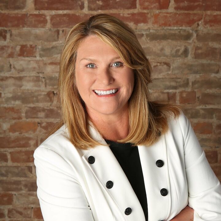 Sue "Suzanne Kappen" Kappen