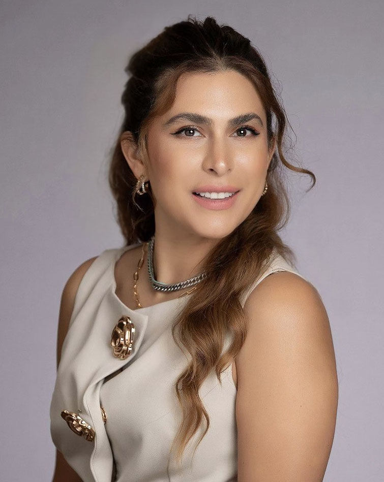 Yvonne Luna