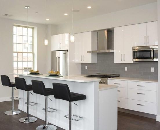 Residences at 225 Dorchester