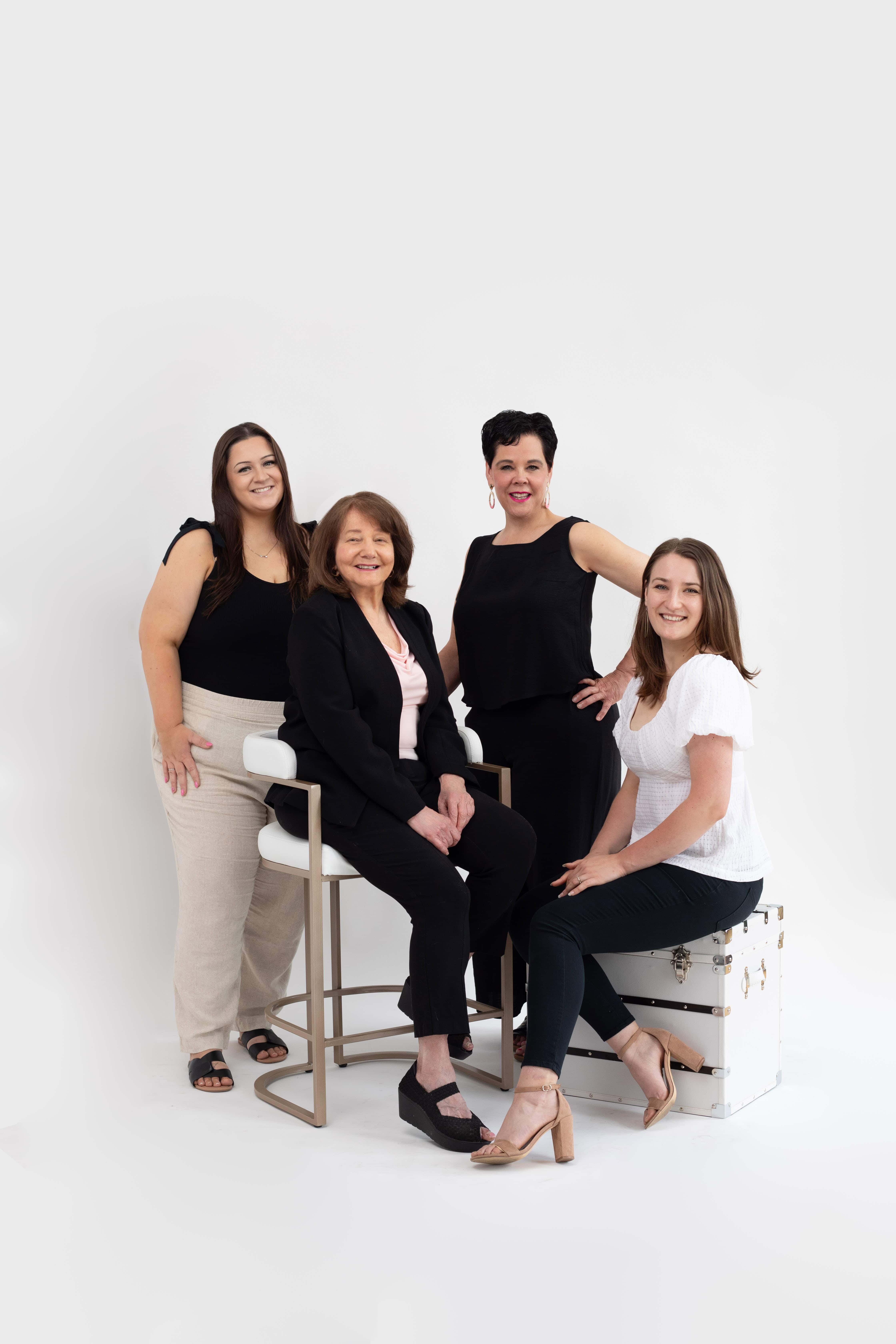 The Evelyn Conrad &amp; Manon de Carlo Team