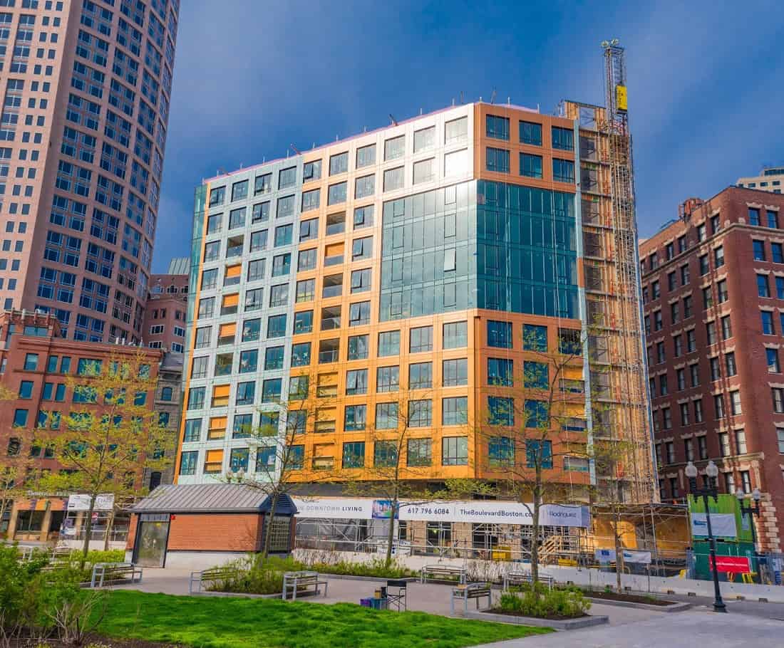 Boulevard On The Greenway