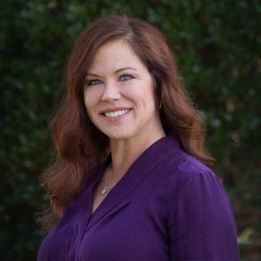 Traci Graves