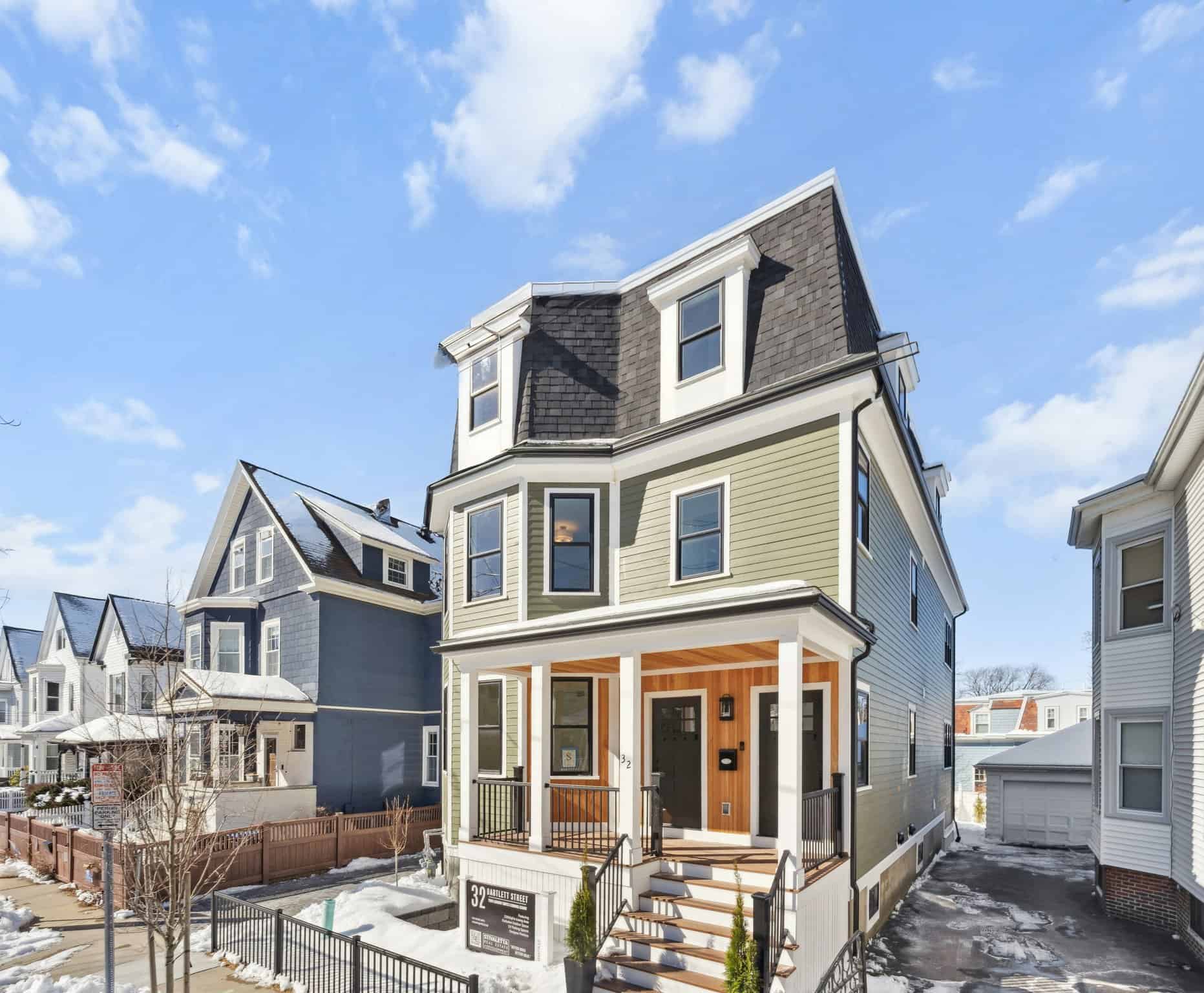 32 Bartlett Street