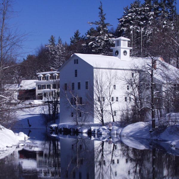 Harbor Light Realty, the Lake Sunapee real estate professionals