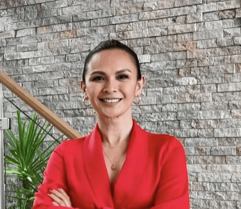 Joanna S Mante