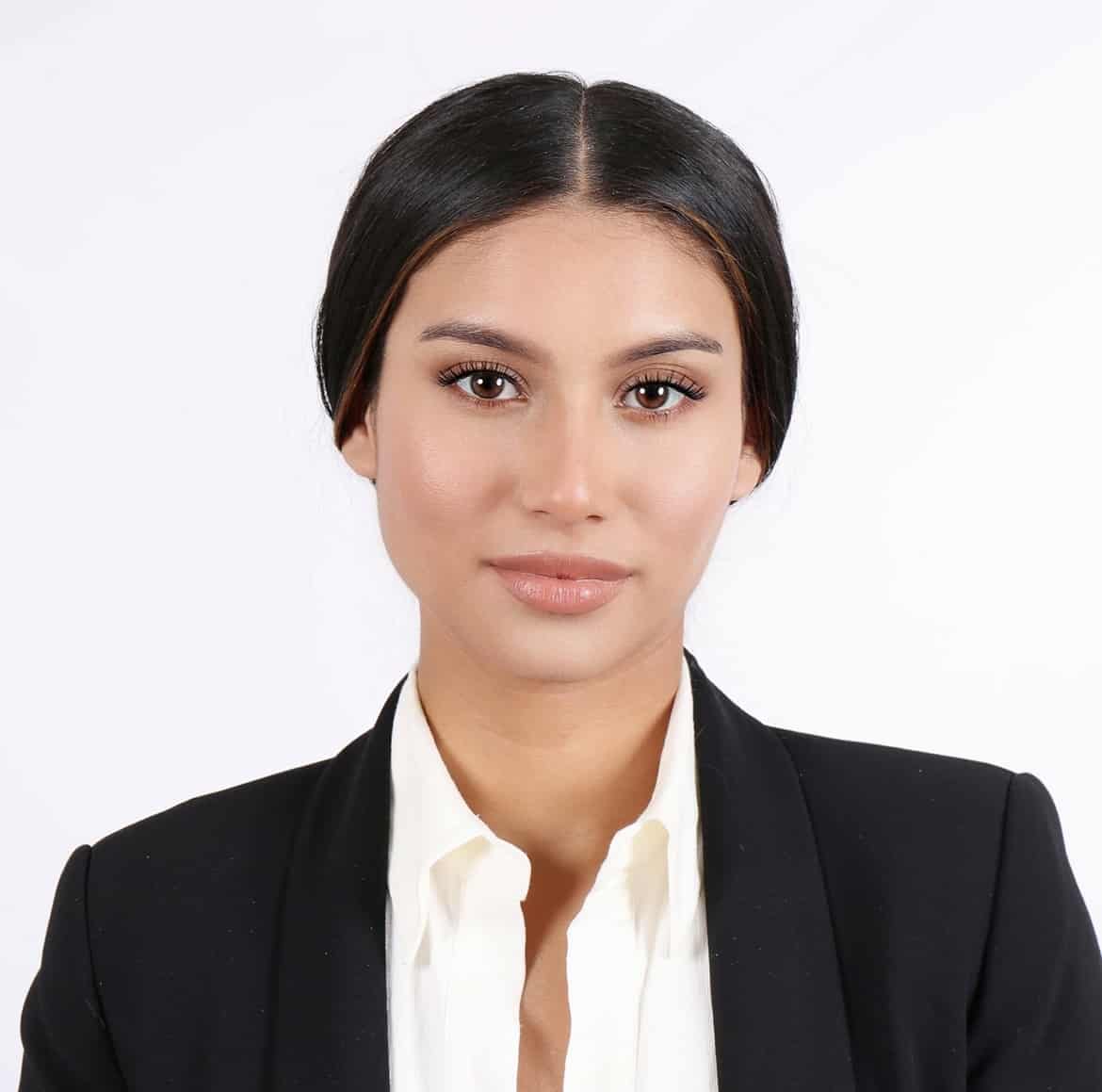 Laura Zapata